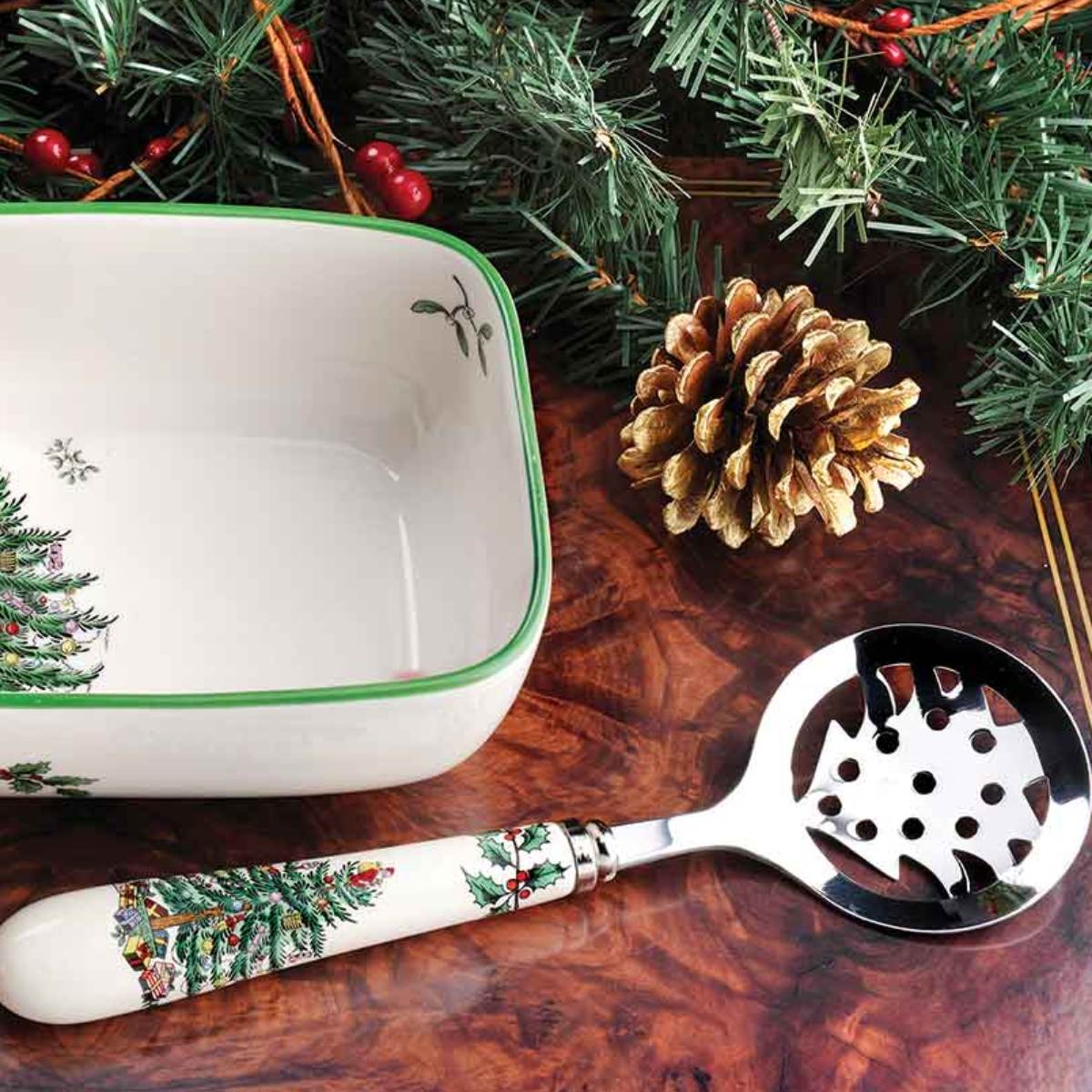 Christmas Tree Server with Slotted Spoon image number null